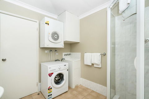 6 Executive Eastside Parking, Gym & Pool - NT Tourism 30