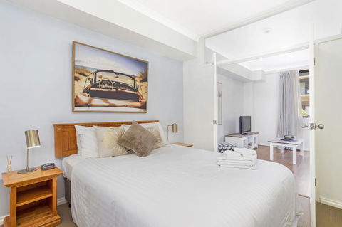 6 Executive Eastside Parking, Gym & Pool - NT Tourism 5