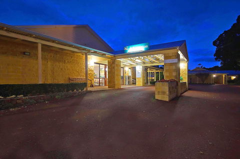 Stay Margaret River - Accommodation NT 32