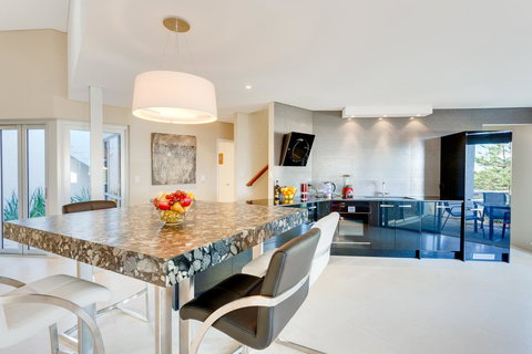 Cottesloe Contemporary Villa - Accommodation NT 3