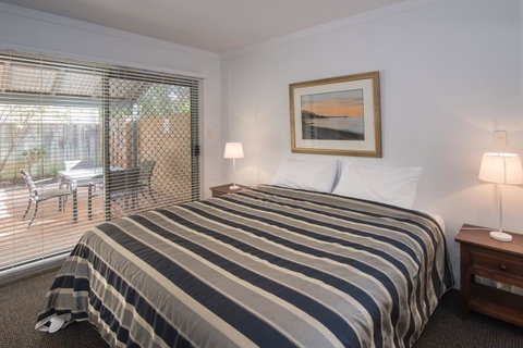 Bayshore Beachside Resort - Accommodation NT 3