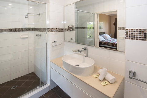 Bayshore Beachside Resort - Accommodation NT 16