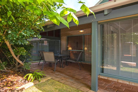 Bayshore Beachside Resort - Accommodation NT 43