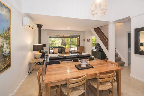 Bayshore Beachside Resort - Accommodation NT 11