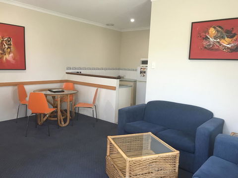 Bunbury Motel And Apartments - Accommodation NT 3