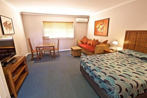 Bunbury Motel And Apartments - Accommodation NT 2