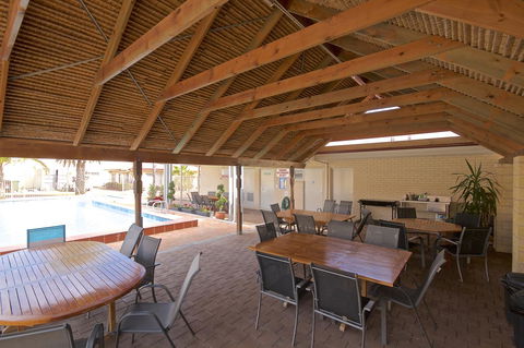 Bunbury Motel And Apartments - Accommodation NT 8