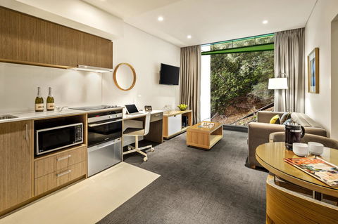 Quest Mounts Bay Road - NT Tourism 9