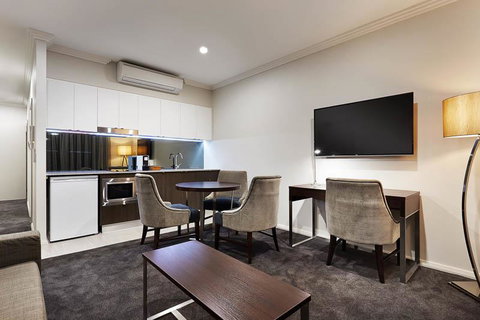 Attika Hotel - Accommodation NT 2