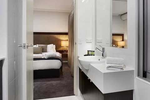 Attika Hotel - Accommodation NT 4