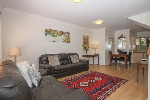 Leederville Townhouse - Accommodation NT 0