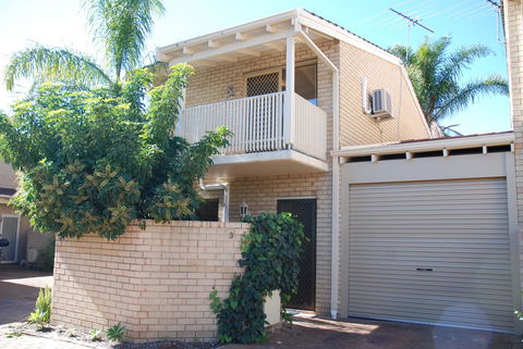 Leederville Townhouse - Accommodation NT 7