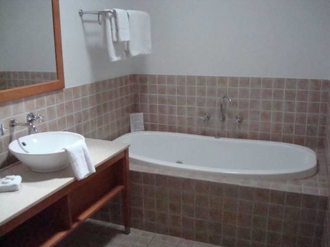 Presidential Bungalow - Accommodation NT 3