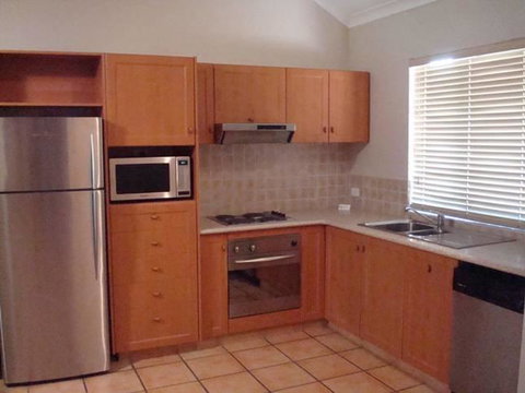 Presidential Bungalow - Accommodation NT 6