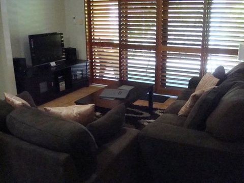 Presidential Bungalow - Accommodation NT 5