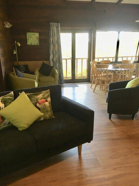 Kangaroo Valley Cottage - NT Tourism 6