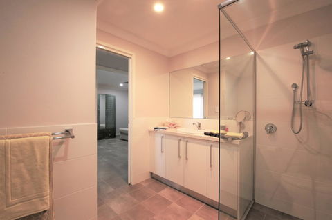 Studio Style Mindarie Marina - NT Tourism 6