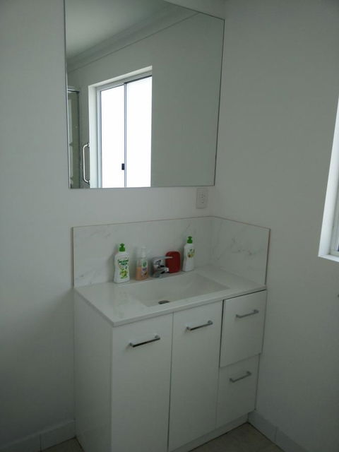 DIANELLA Budget Rooms Happy Place To Stay - Accommodation NT 11