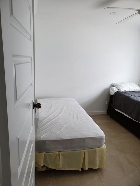 DIANELLA Budget Rooms Happy Place To Stay - Accommodation NT 1