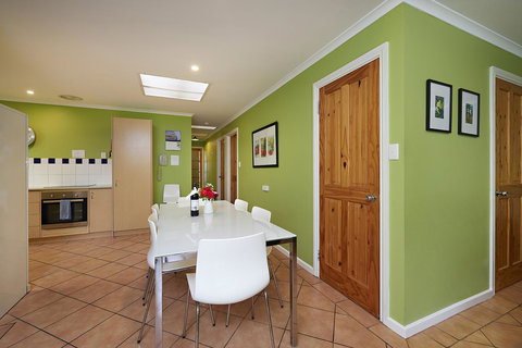 Albany Harbourside Apartments And Houses - NT Tourism 18