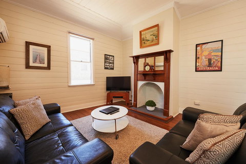 Albany Harbourside Apartments And Houses - NT Tourism 7