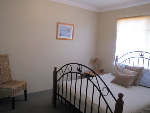 Ocean View Retreat - NT Tourism 18