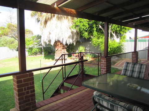 Ocean View Retreat - NT Tourism 25