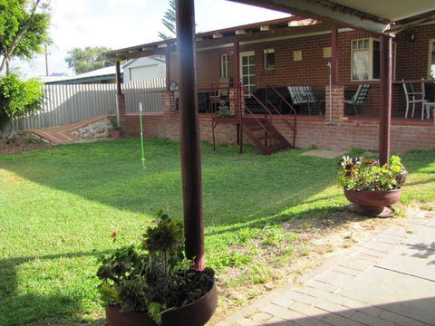 Ocean View Retreat - NT Tourism 28