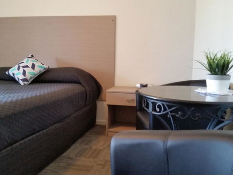 Mandurah Foreshore Motel - Accommodation NT 9