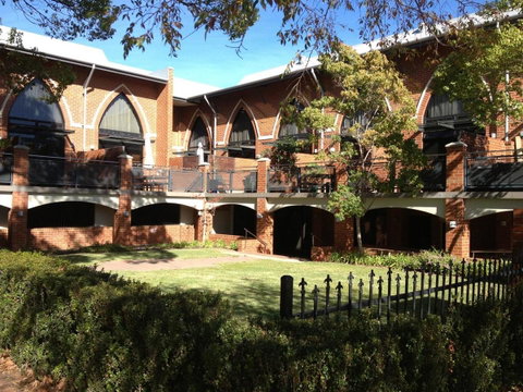 Cloisters - Accommodation NT 18