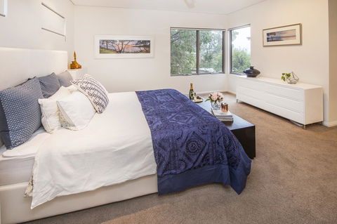 Calm Waters - Accommodation NT 24