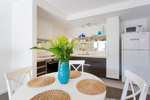 Beachside Living - South Fremantle - NT Tourism 12
