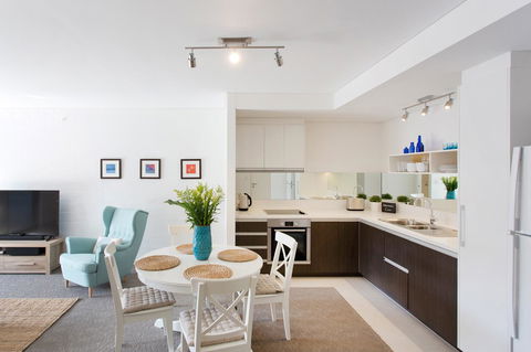 Beachside Living - South Fremantle - NT Tourism 10