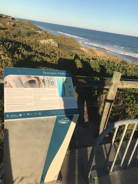 Beach House At SeaScapes.. - Accommodation NT 31