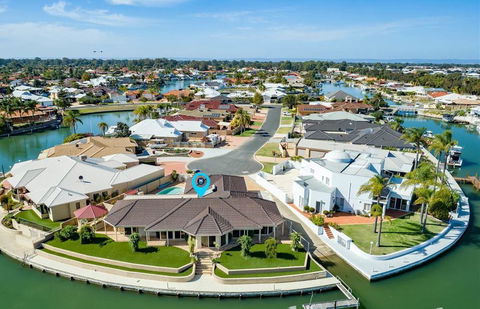 LA ANCHOR ON THE CANALS (MANDURAH) - Accommodation NT 0
