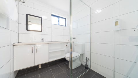 Batavia Apartments - NT Tourism 8