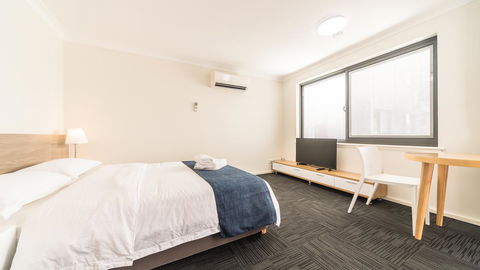 Batavia Apartments - NT Tourism 11