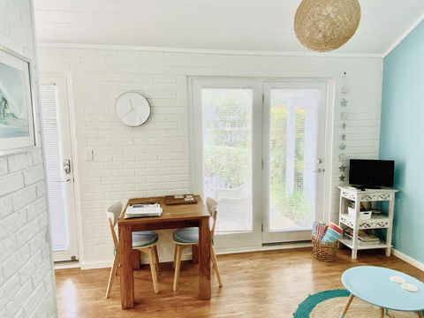 Whitesands Holiday Villas - Accommodation NT 8