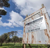 Kendenup Cottages and Lodge