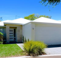 Contemporary Cove - Quindalup - Accommodation NT