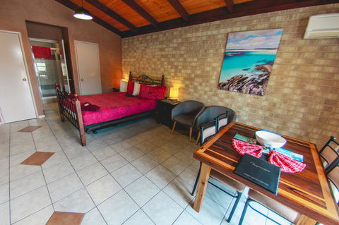 Esperance Foreshore Apartments - Accommodation NT 4