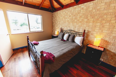 Esperance Foreshore Apartments - Accommodation NT 40