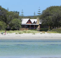 Beach House Dunsborough - Accommodation NT