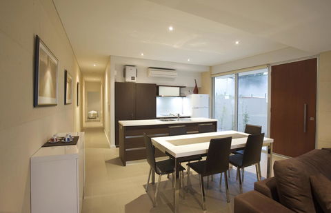 Alouarn Apartments - NT Tourism 11