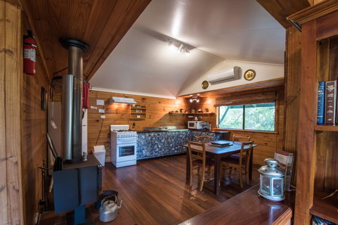Cape Howe Cottages - Accommodation NT 23