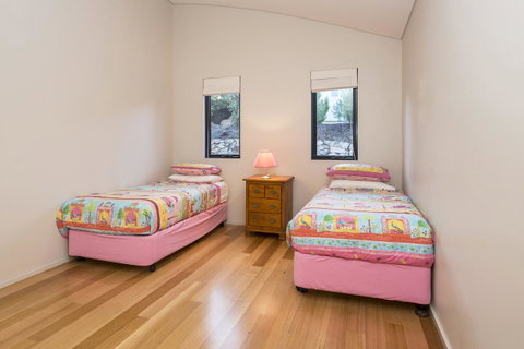 12/26 Yallingup Beach Road - Accommodation NT 8