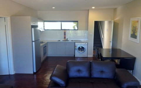 Breezes Apartments - Accommodation NT 9