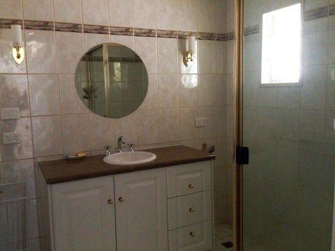 Lemon Tree Lodge - Accommodation NT 10