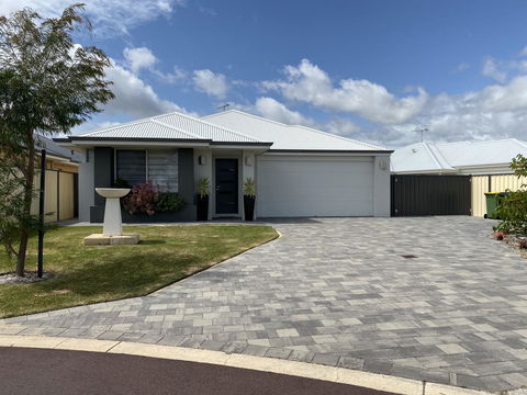 Be Wowed By Bayou - Busselton - NT Tourism 0