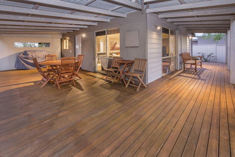 Boardwalk - Accommodation NT 6